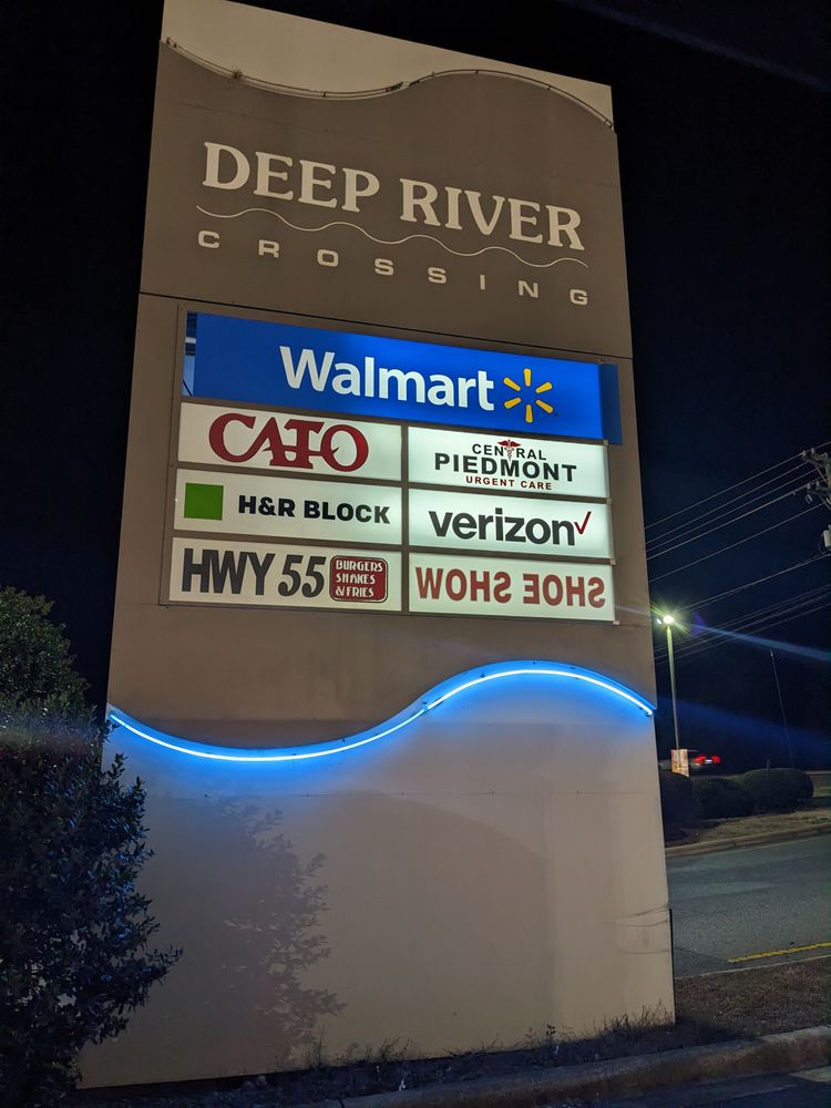 Deep River Crossing Shopping Center