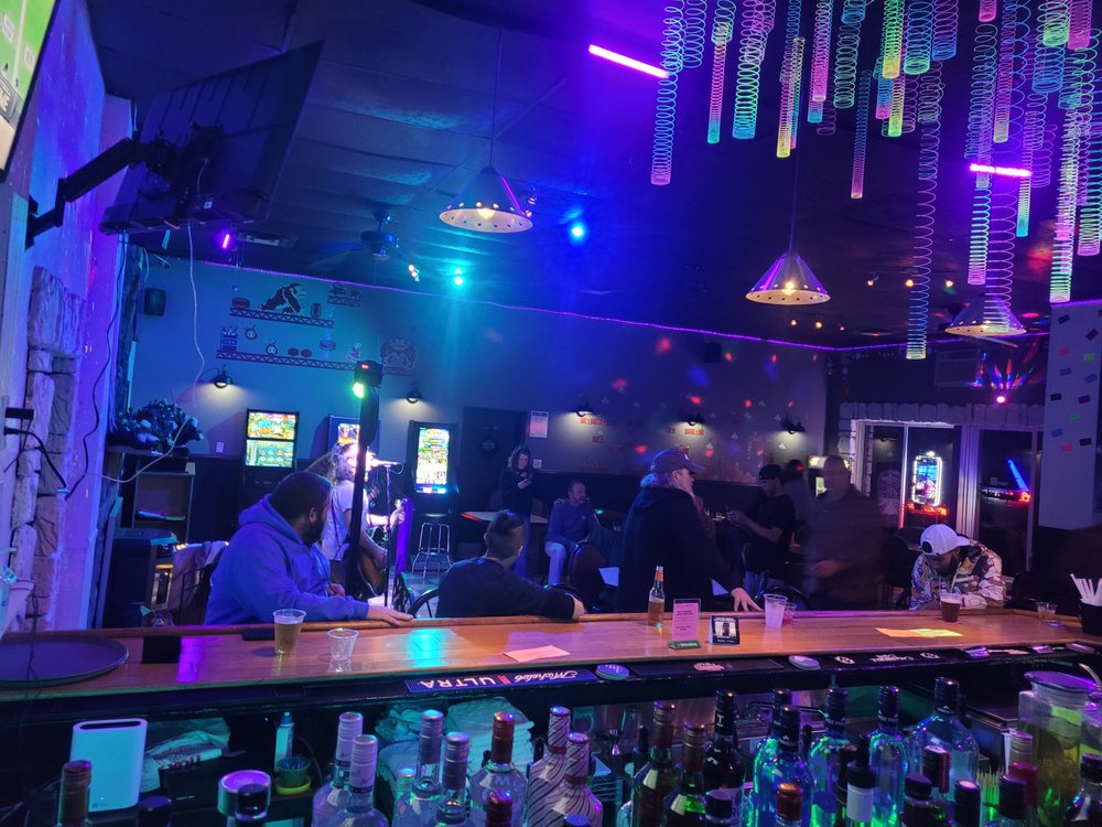 The 80s Bar