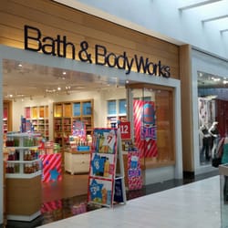 bath body works cosmetics beauty supply 50 holyoke st bath and body works holyoke mall