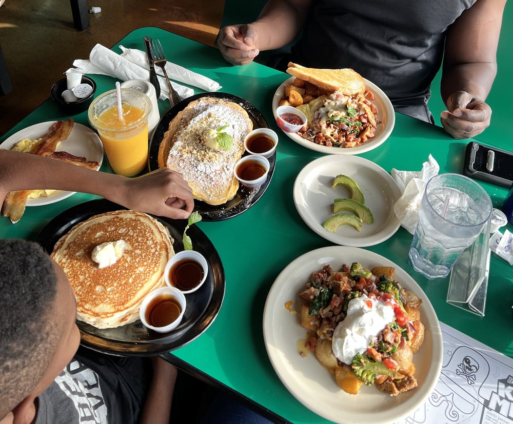Buzzbrews - Deep Ellum