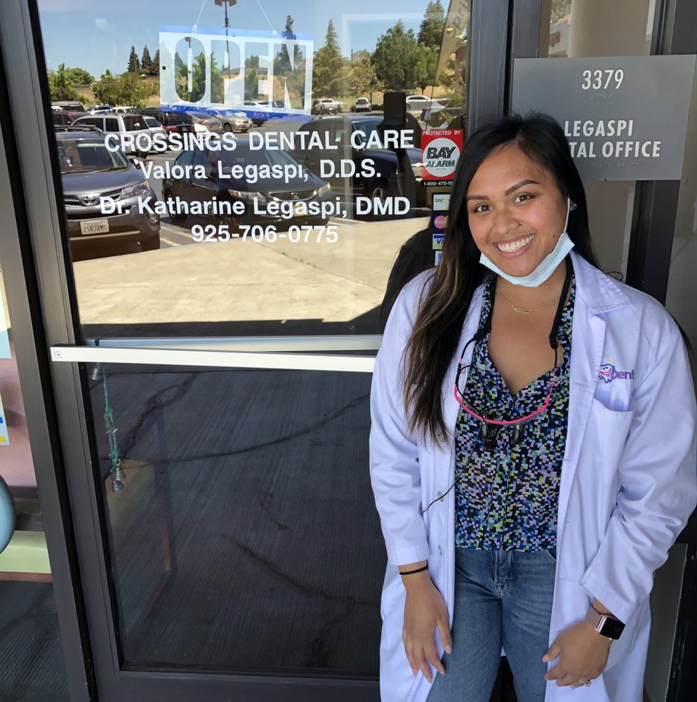 image of business Crossings Dental Care