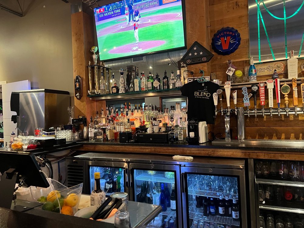 Blend Bar & Bistro
