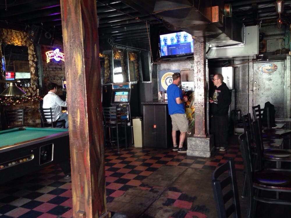 Toulouse Dive Bar 28 Photos & 28 Reviews Dive Bars 730 Toulouse