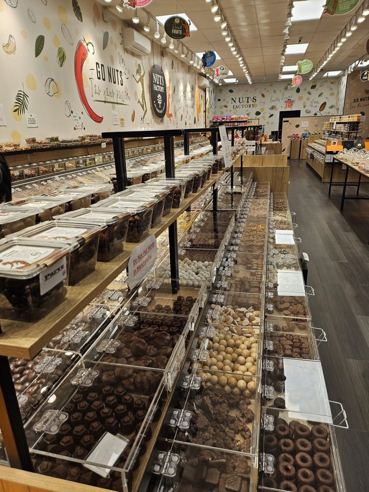 Nuts Factory