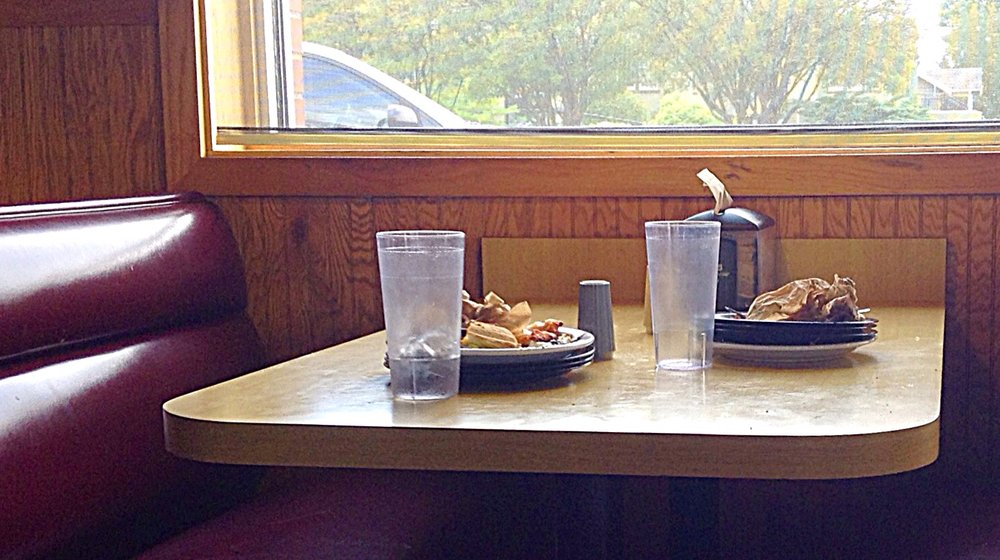 Round Table Order Food 39 Photos 52