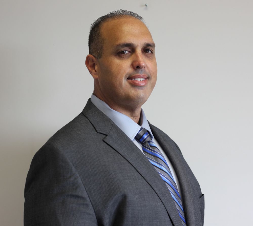 Daniel Caceres Paramount Residential Mortgage Group Mortgage Brokers 7190 SW 87th Ave