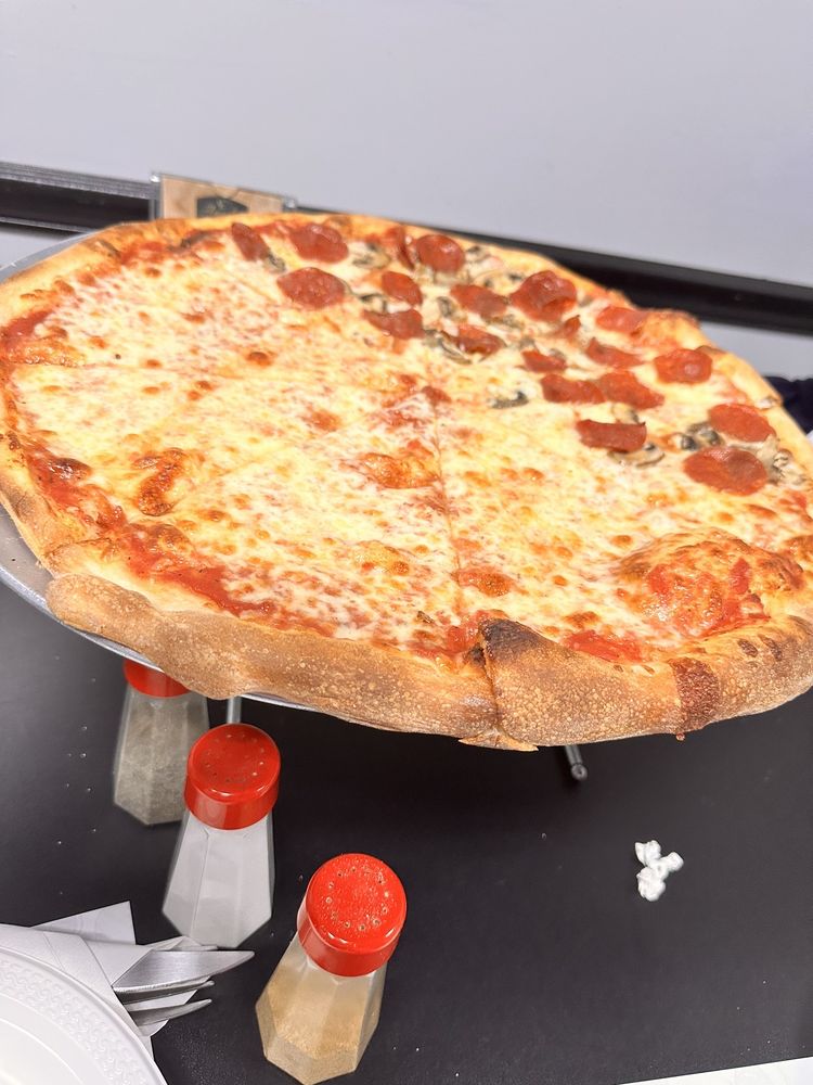 Angelo's Pizzeria & Ristorante