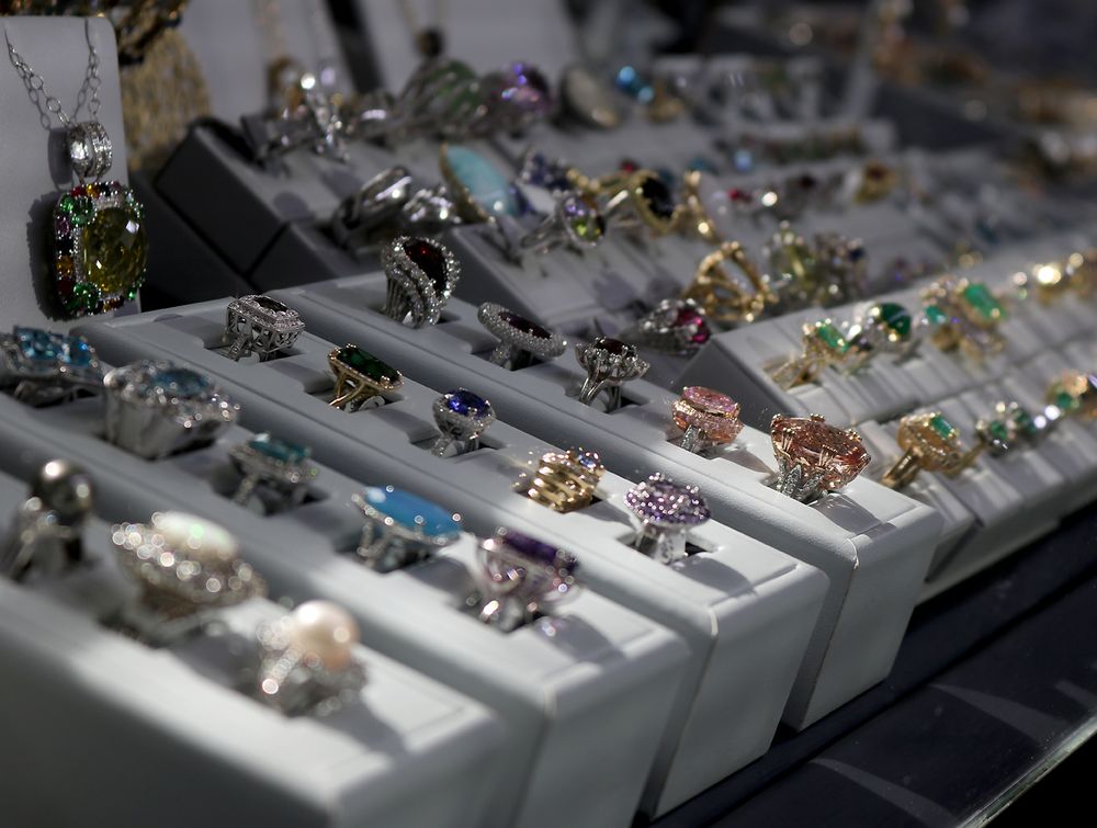 Tysons Watch And Jewelry Exchange 229 Photos 47 Reviews Tysons Watch And Jewelry