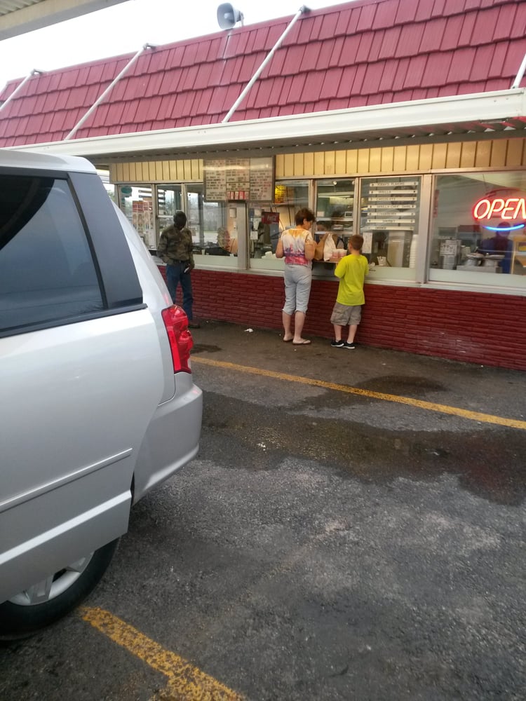 Dairy Treet 17 Reviews Fast Food 3808 N Laurent St, Victoria, TX