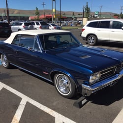 Hertz Rent A Car - Seattle, WA, United States. Nice cars - just kidding