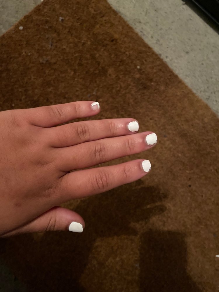 Mimi Nails