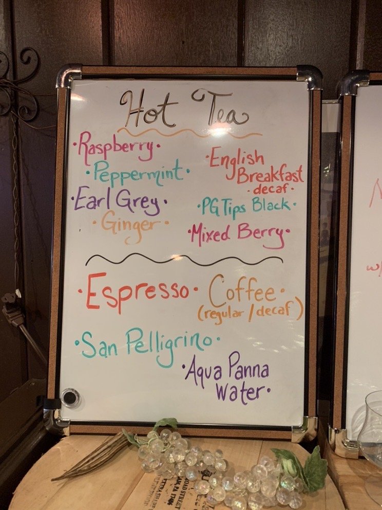 Henry's Cafe Image