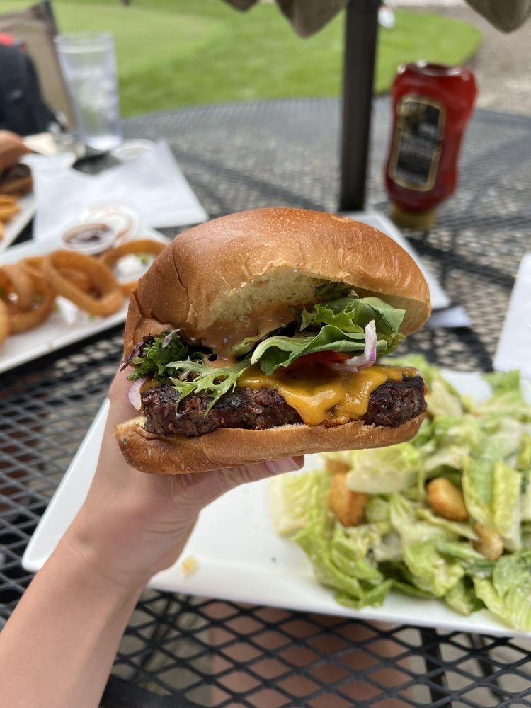 The 9 Iron Bar & Grill