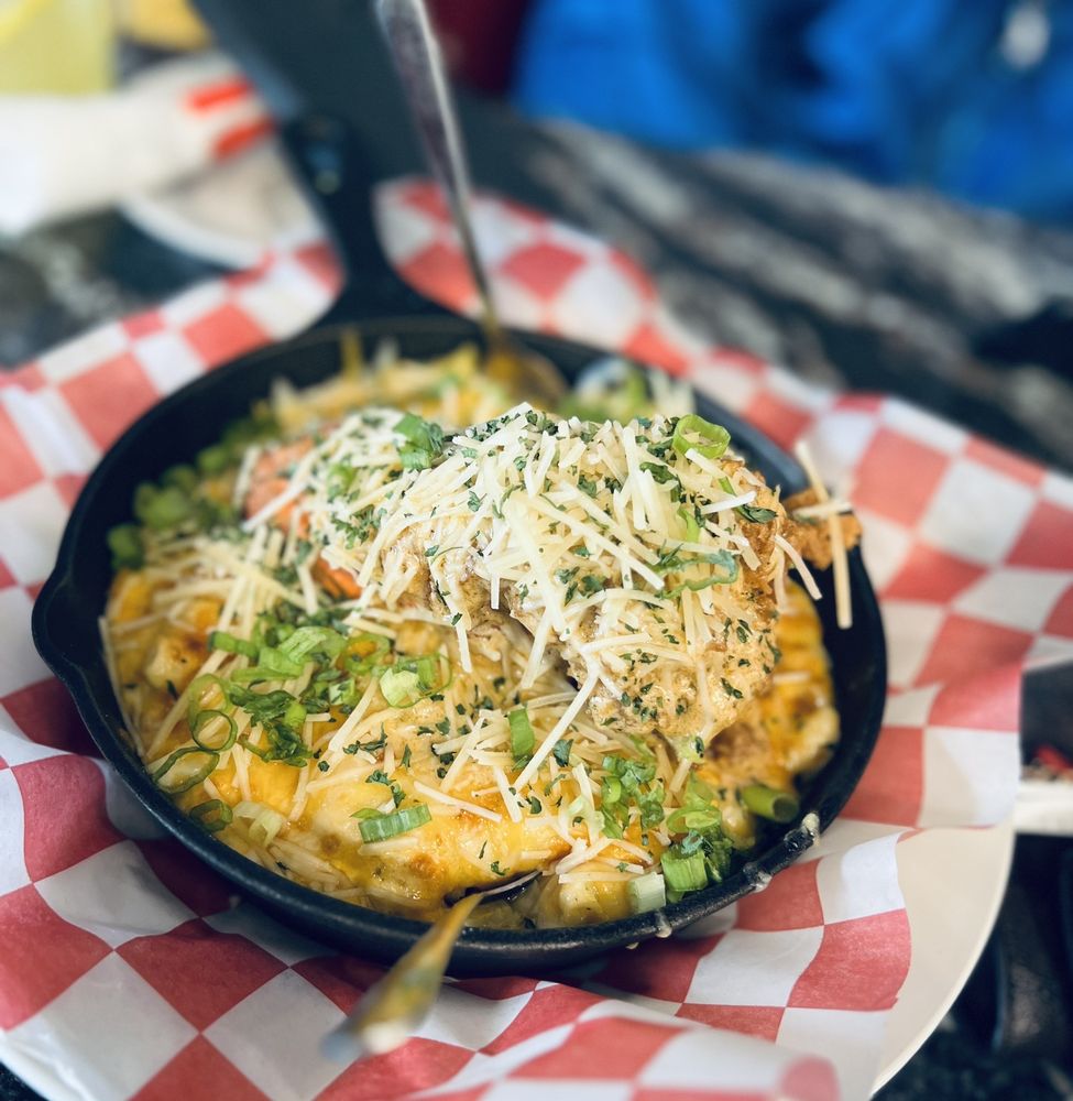 Johnny's Chicken & Waffles