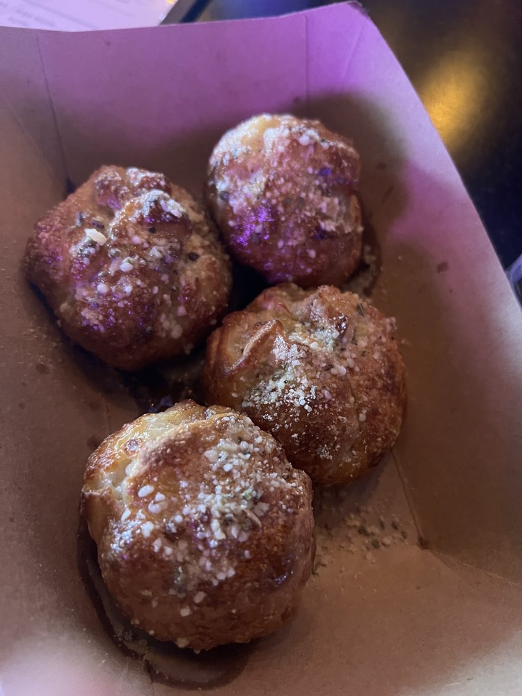 Killer Queen, Cincinnati Roadtrippers