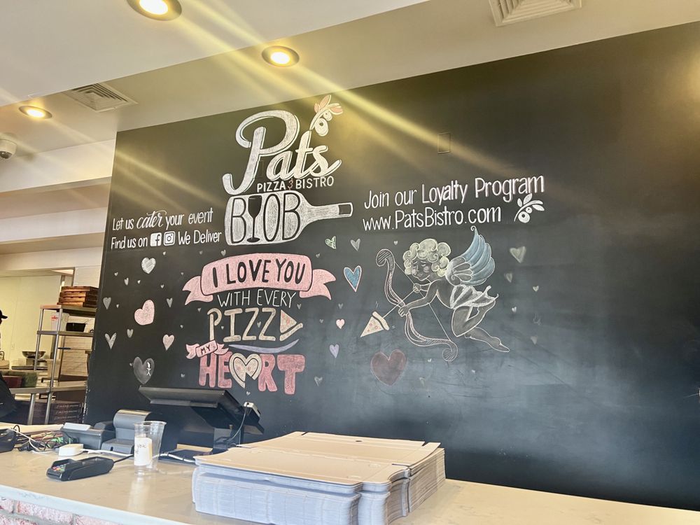 Pat's Pizza & Bistro