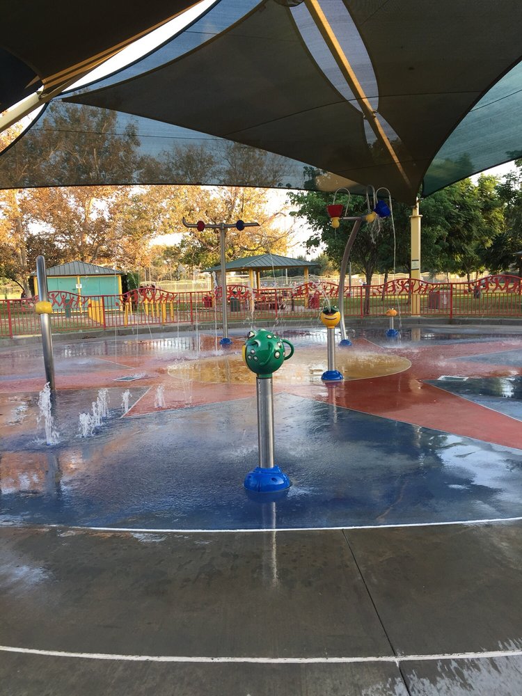 Bassett Park 15 Photos & 12 Reviews Parks 510 N Vineland Ave