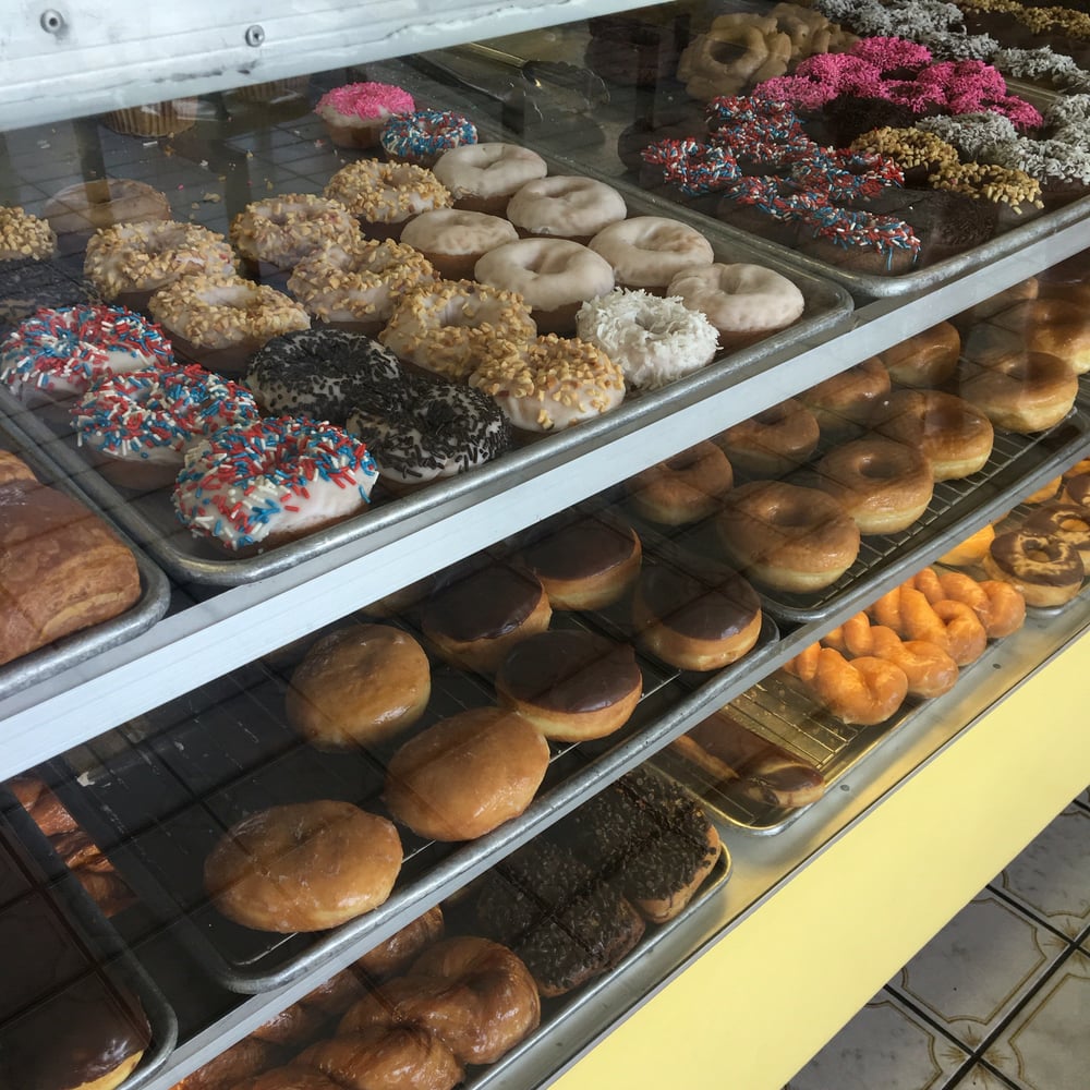 The Jelly Donut 14 Photos & 33 Reviews Donuts 56153 29 Palms Hwy, Yucca Valley, CA Phone