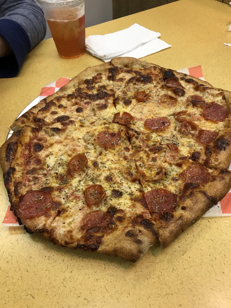 Cruze Farm Pizza Barn 16 Photos & 10 Reviews Pizza 2723 Asbury Rd