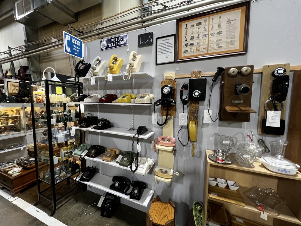 Sleepy Poet Antique Mall