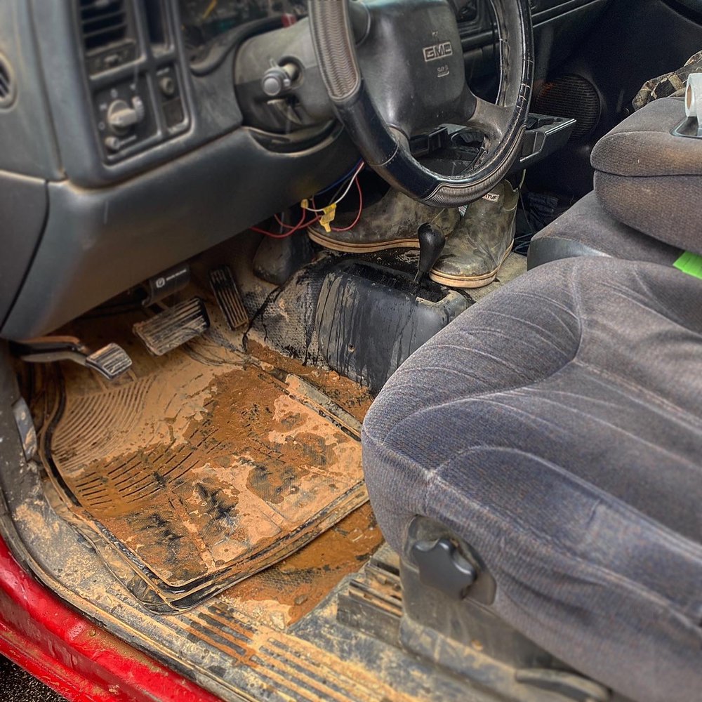 Lee’s Mobile Details