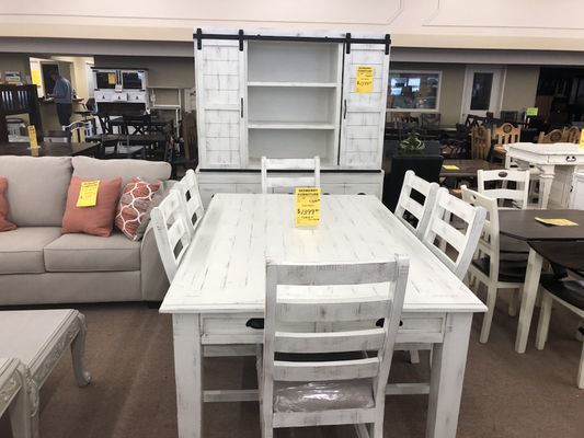 Sedberry Furniture 1726 Austin Ave 18th Street Waco Tx Sedberry Furniture 1726 Austin Ave 18th Street Waco Tx Dealers Showrooms Mapquest