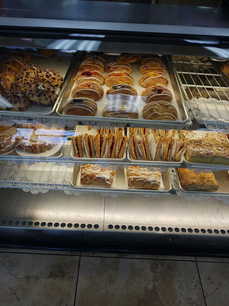 Calandra’s Italian & French Bakery 76 Photos & 105 Reviews Bakeries