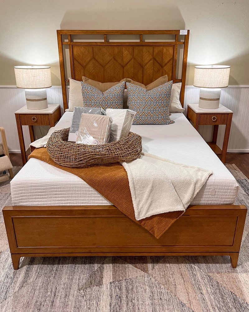 image of business Hue Interior Design & Home Furnishings