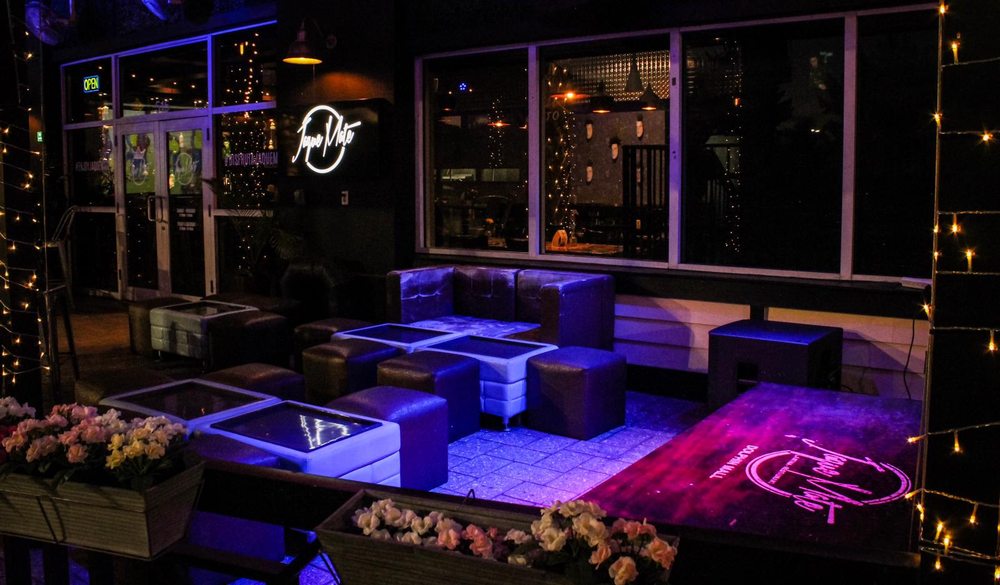 Jaque Mate- Dolphin Mall