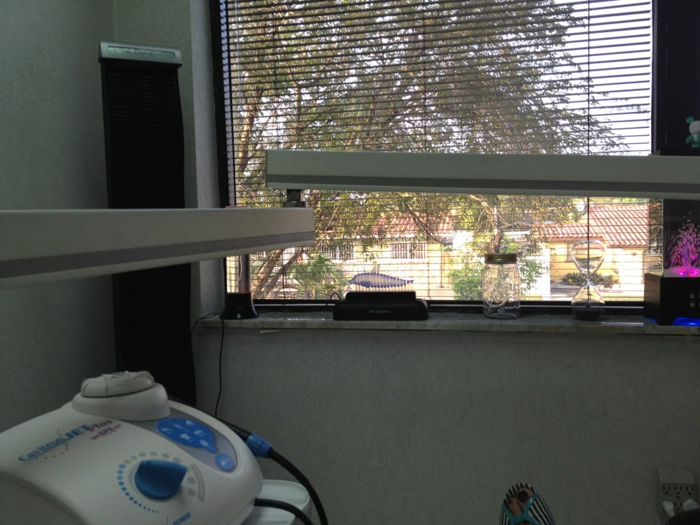 image of business Parayuelos Hector E, DDS
