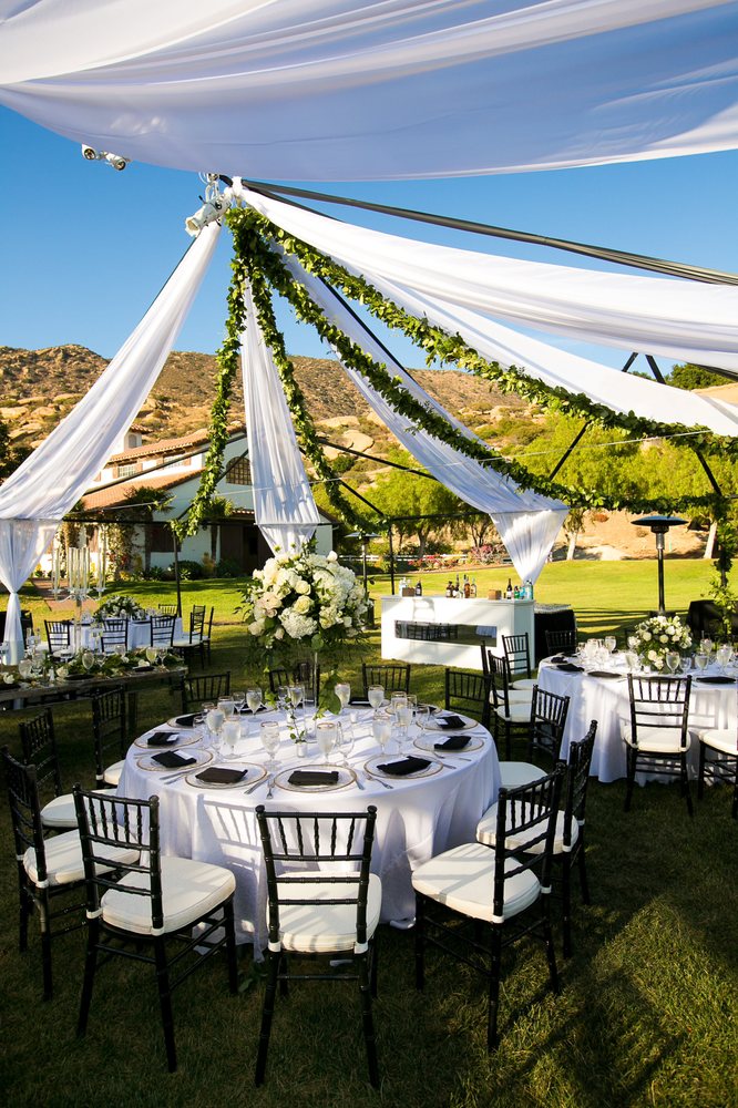 Garlands and centerpieces Yelp