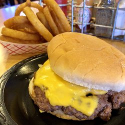 Hamburger Joes Of Surfside 59 Photos 107 Reviews Hot Dogs Photo Of Hamburger Joes Surfside Beach Sc United States Cheeseburger