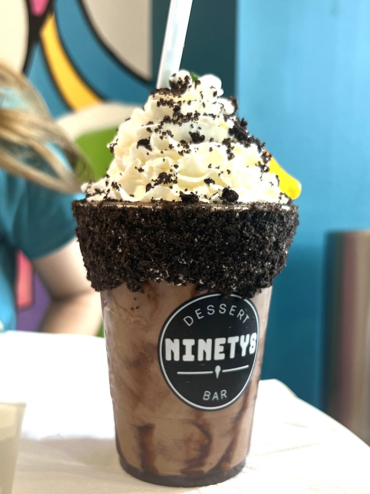 Ninety’s Dessert Bar