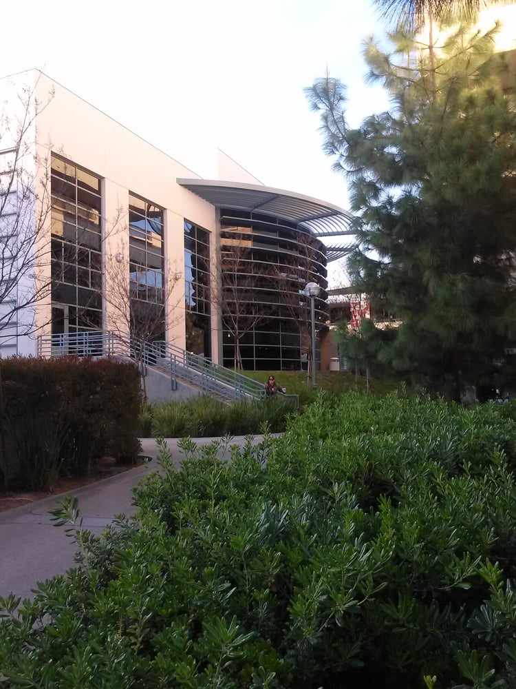 Pasadena City College Bookstore Bookstores 1580 E Colorado Blvd