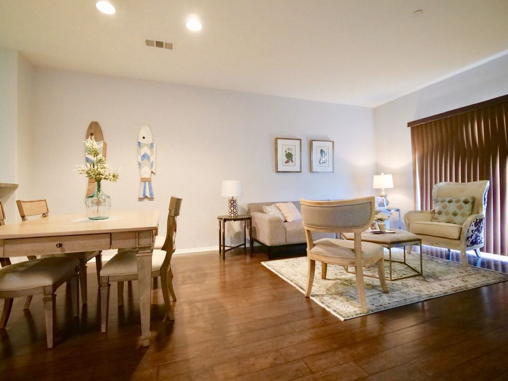 image of business SQUARE V INTERIOR