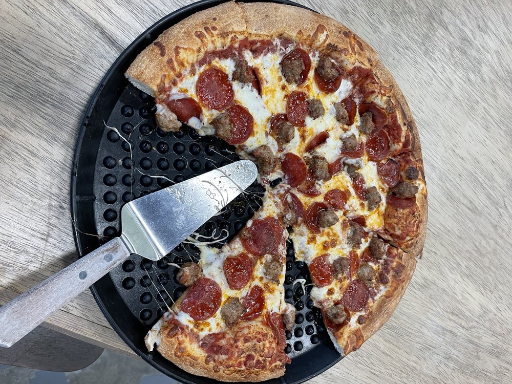 Windmark Beach Brunos Pizza