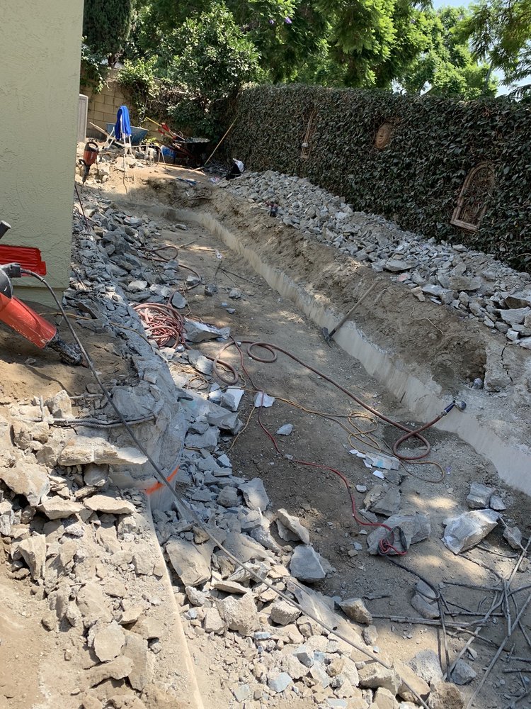 Lyons Demolition