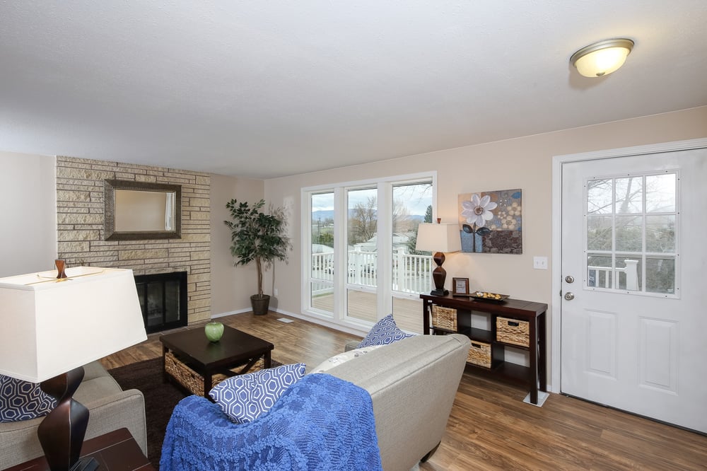 Abbey Parsons  - Coldwell Banker Tomlinson South