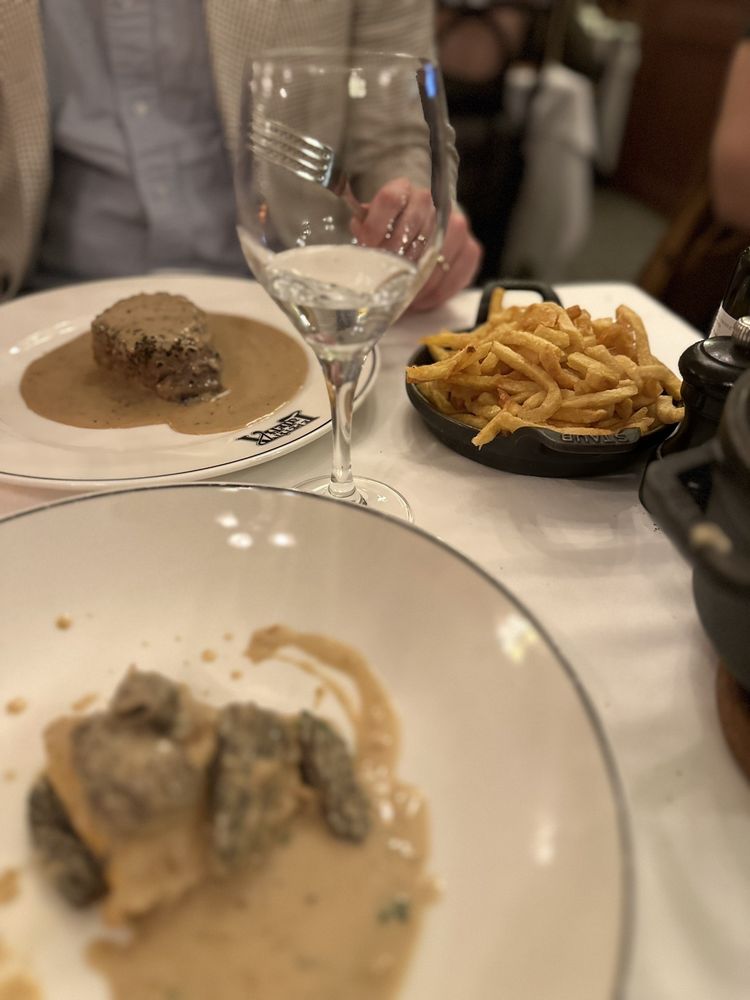 Le Petit Lutetia - Brasserie,French - restaurants,bar,desserts,dinner,good for dates,artichokes,good for groups,chocolate mousse