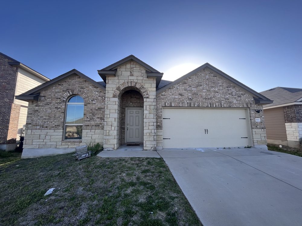 Esmeralda Colon - Emerald Real Estate
