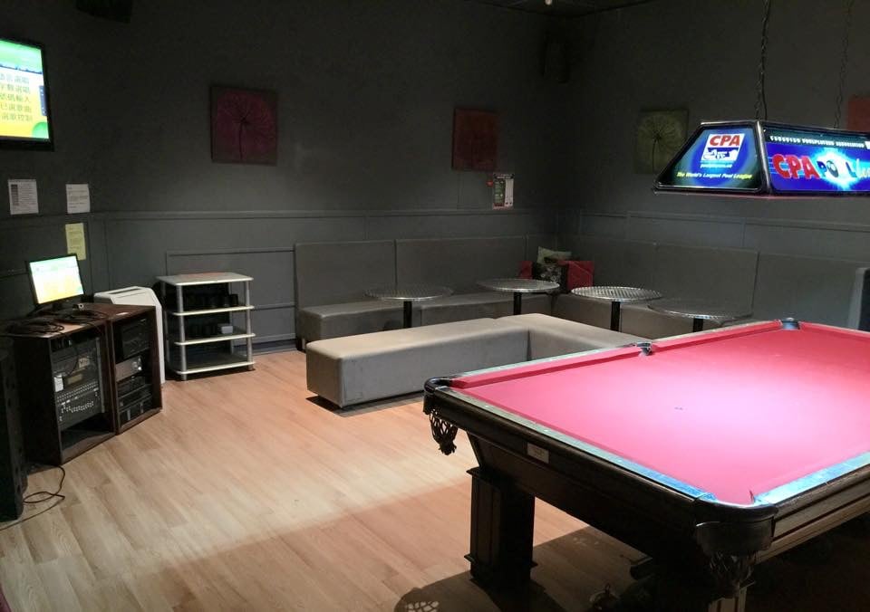 Private Karaoke Room Complete With Machines 1 Pool Table Photo Of Vip Pool Bar Toronto On Canada Private Karaoke Room