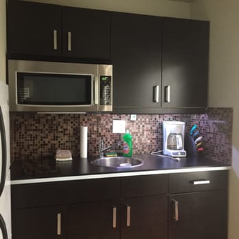 Sun Beach Inn 17 Photos 11 Reviews Hotels 309 Oklahoma St Photo Of Sun Beach Inn Hollywood Fl United States Nice Kitchenette Area