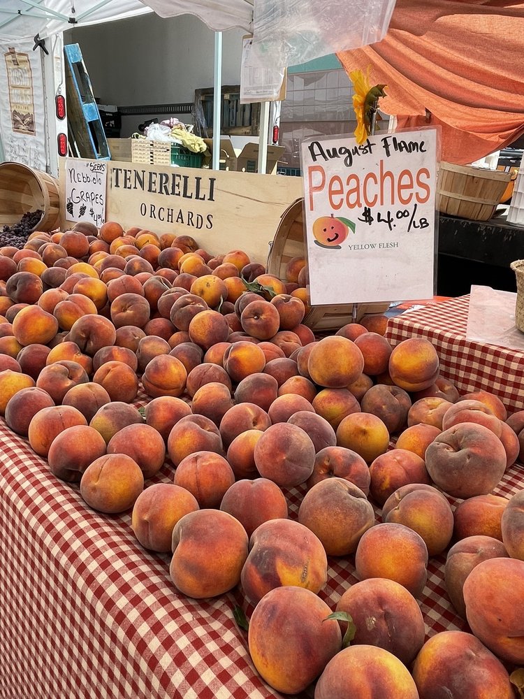 Santa Monica Farmers Markets - Saturday Downtown
