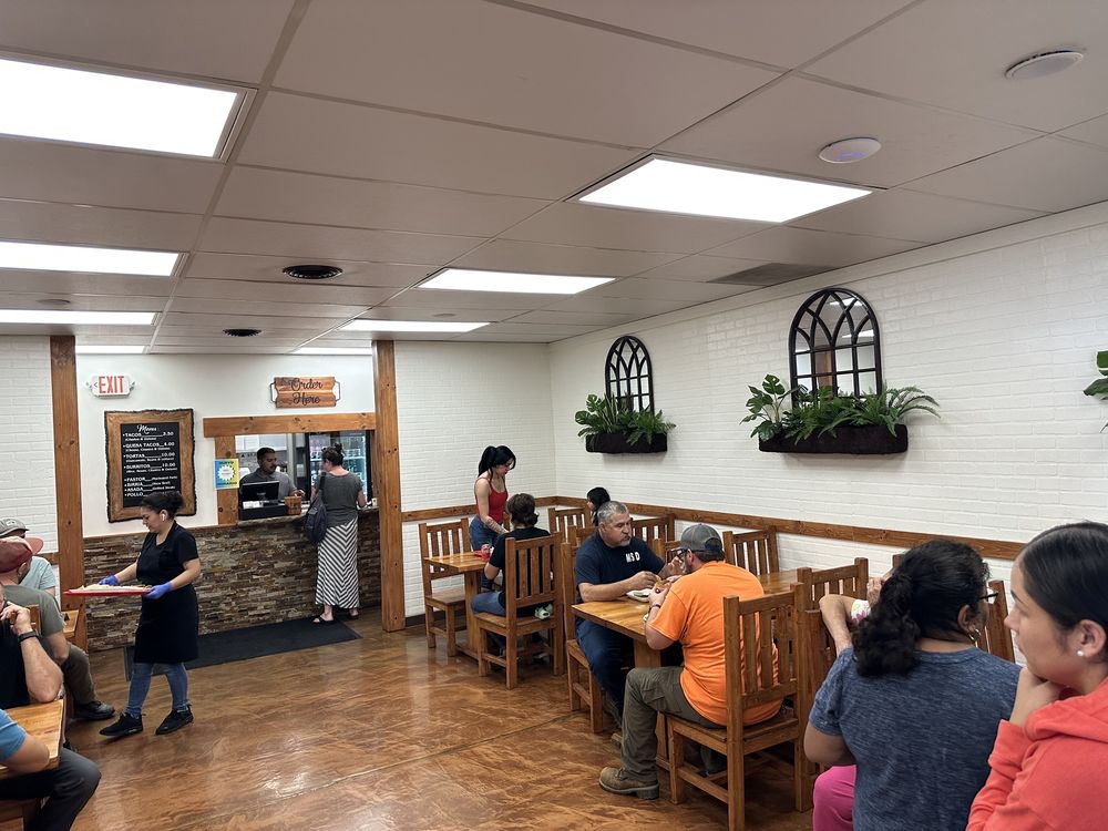 Tamaleria Y Tortilleria Molina