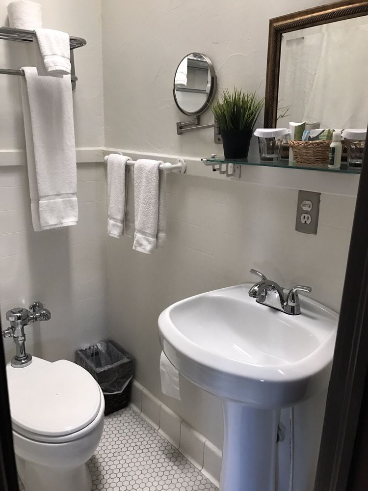 Adorable Bathroom Set Up Yelp Photo Of Park Plaza Hotel Winter Fl United States Adorable Bathroom