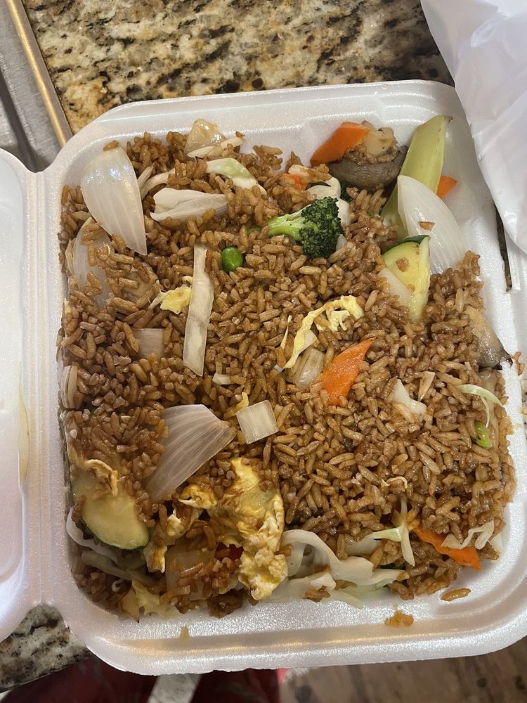 Eggroll Inn
