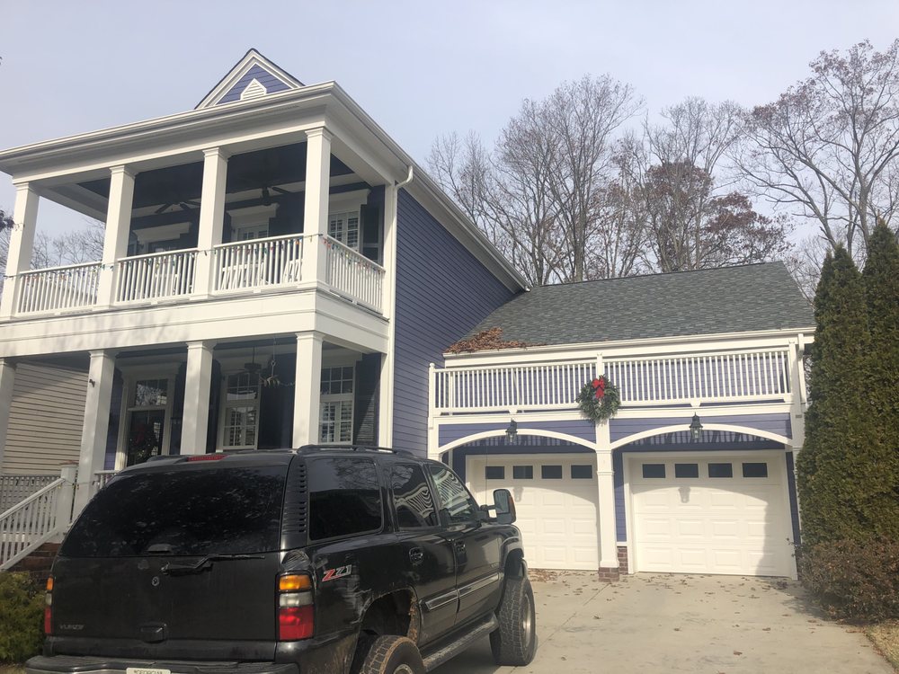 image of business Lightning Bolt Roofing