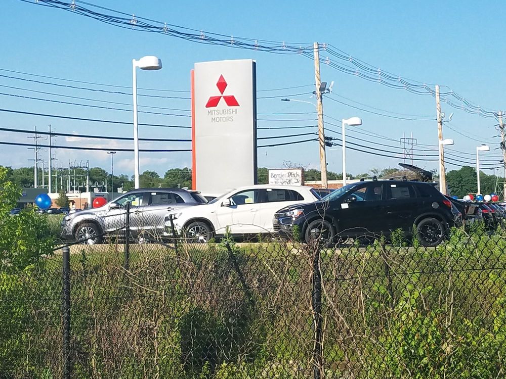 Central Mitsubishi of Raynham Car Dealers 191 US Rt 44, Raynham, MA