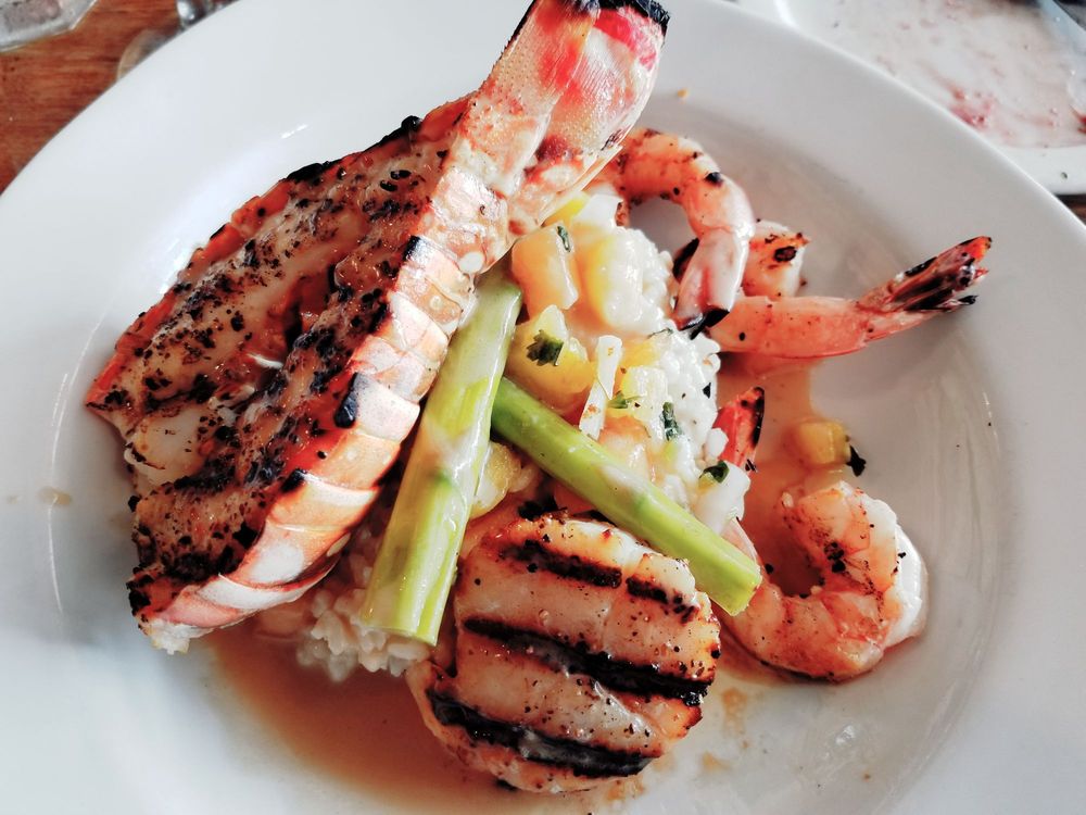 J&J Seafood Bar & Grill 162 Photos & 206 Reviews Seafood 634 E