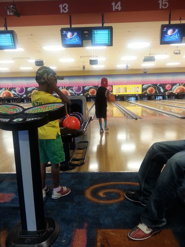 Strike Zone Bowling Lanes 13 Reviews Bowling 3330 Pine Tar Aly